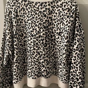 Over sizes cheetah sweater
